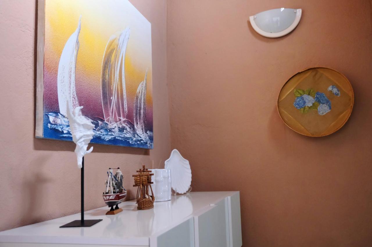 Magnolia - Casa Com Dois Quartos Junto Ao Mar - Renovada Em 2023 Mosteiros  Exterior foto